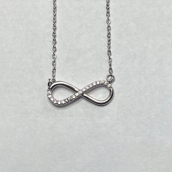 Silver Infinity Zirconia Necklace - Picture 4 of 4